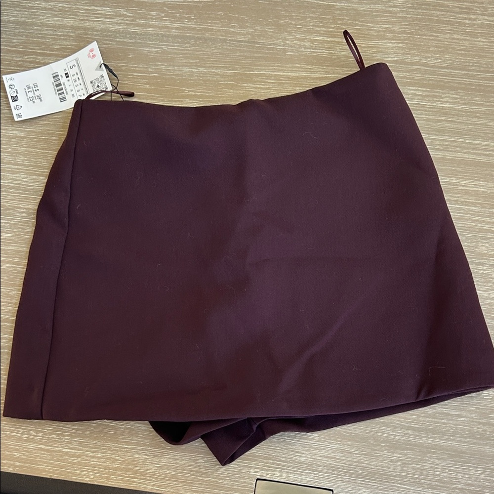 Women's Burgundy Skort Zara